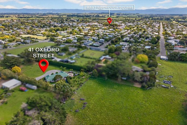 Photo of property in 41 Oxford Street, Martinborough, 5711
