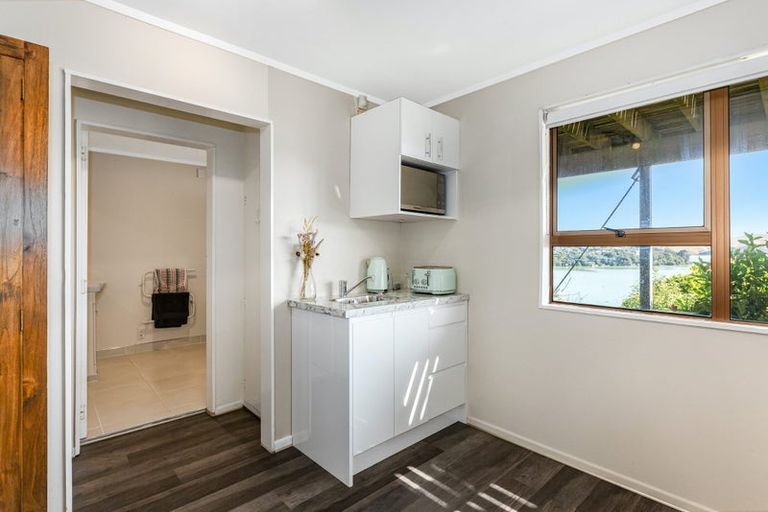 Photo of property in 37 Bosun Terrace, Whitby, Porirua, 5024