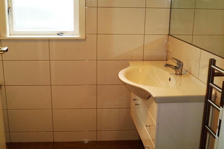 Photo of property in 2/201 Prospect Road, Hastings, 4122