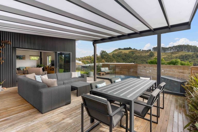 Photo of property in 113 Te Tutu Street, Whangamata, 3691