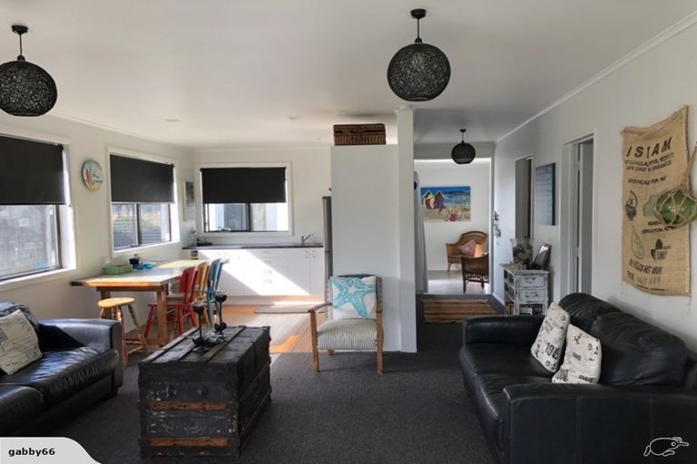 Photo of property in 29 Hunia Terrace, Himatangi Beach, Foxton, 4891