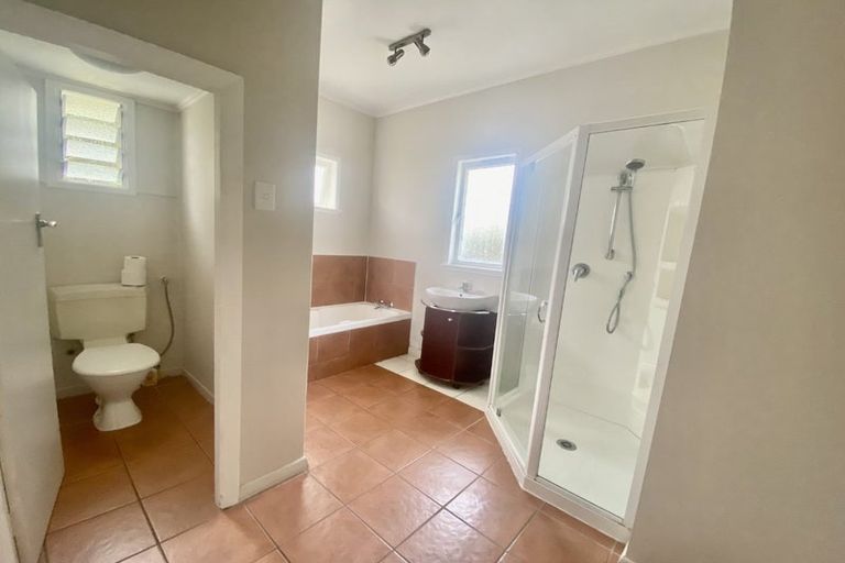 Photo of property in 28a Francis Street, Hauraki, Auckland, 0622