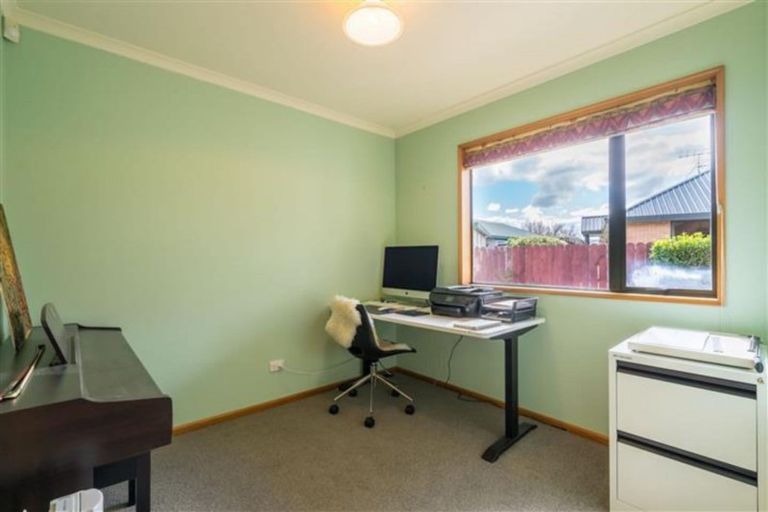 Photo of property in 4 Alpine Close, Mosgiel, 9024