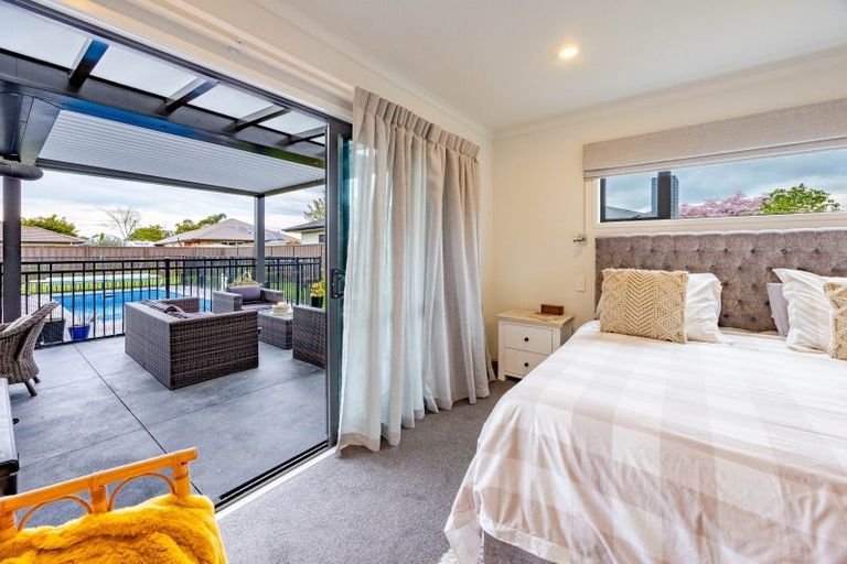 Photo of property in 12 Inglis Place, Mahora, Hastings, 4120