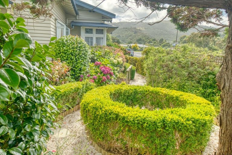 Photo of property in 40 Palmerston Street, Greymouth, 7805