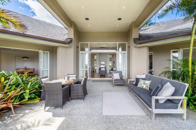 Photo of property in 509 Whitford Road, Whitford, Howick, 2571