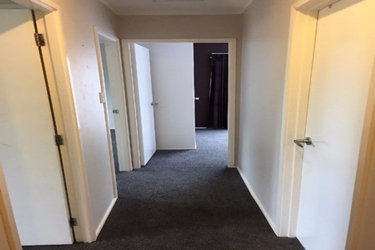 Photo of property in 4 Emily Way, Karori, Wellington, 6012