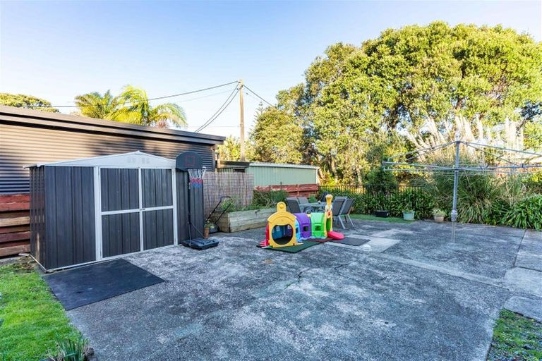 Photo of property in 15 Camellia Avenue, Ruakaka, 0116