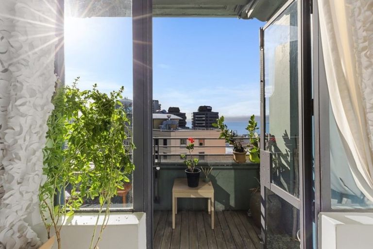 Photo of property in Dominion Apartments, 25/80 Victoria Street, Wellington Central, Wellington, 6011