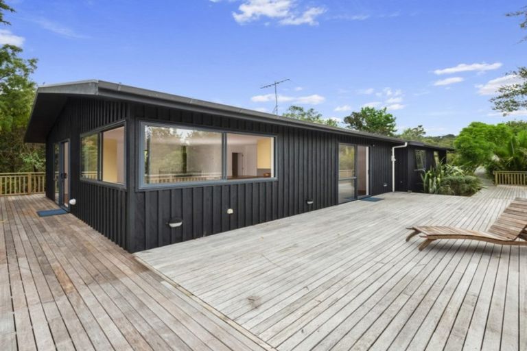 Photo of property in 214 Pakiri Road, Leigh, Warkworth, 0985