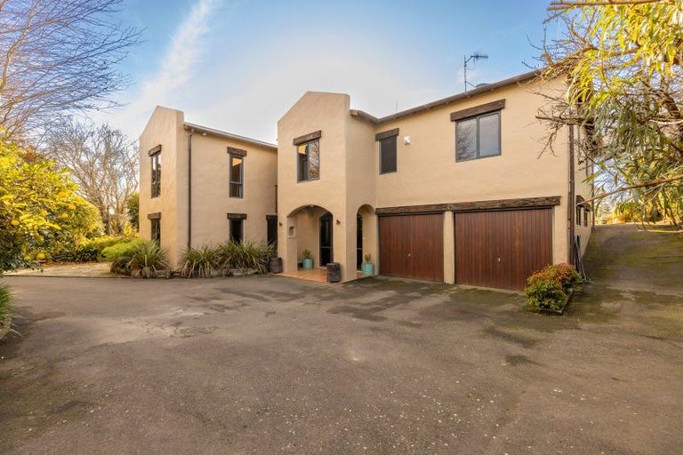 Photo of property in 445a Ruahine Street, Terrace End, Palmerston North, 4410