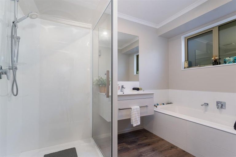 Photo of property in 13 Mary Newton Place, Brightwater, 7022