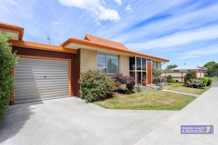 Photo of property in 1/30 Trevor Street, Hornby, Christchurch, 8042