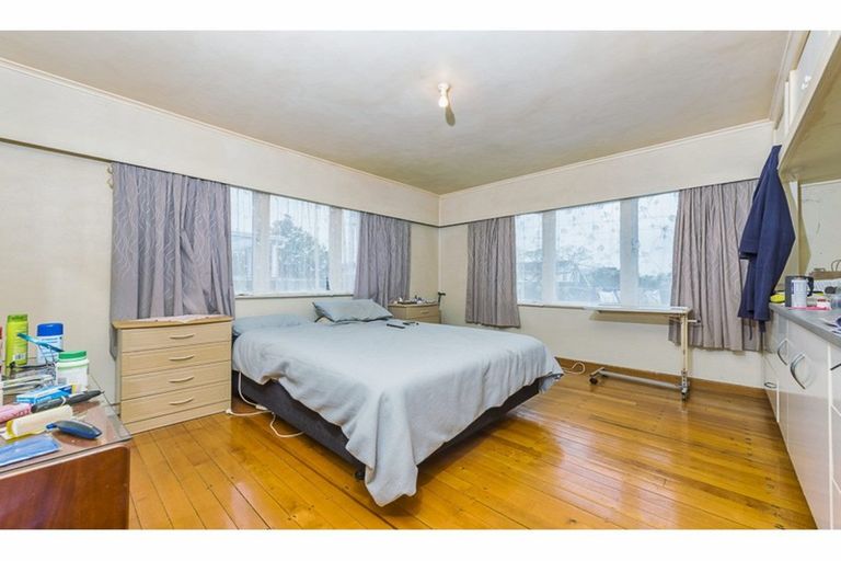 Photo of property in 1/88 Mcannalley Street, Manurewa East, Auckland, 2102