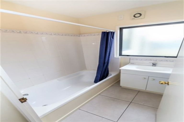 Photo of property in 48a Oxley Avenue, St Albans, Christchurch, 8014