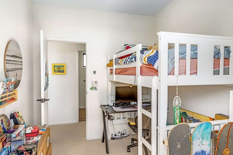 Photo of property in 33 Ngahue Crescent, Carters Beach, Westport, 7825