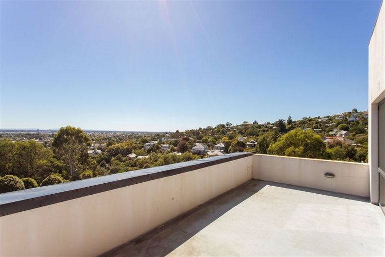 Photo of property in 16 Delhi Place, Cashmere, Christchurch, 8022