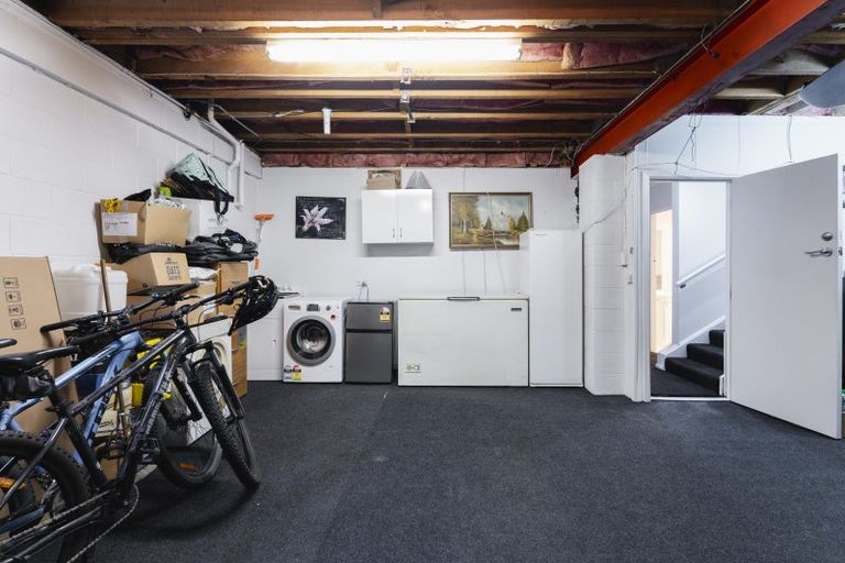 Photo of property in 290 Main South Road, Green Island, Dunedin, 9018