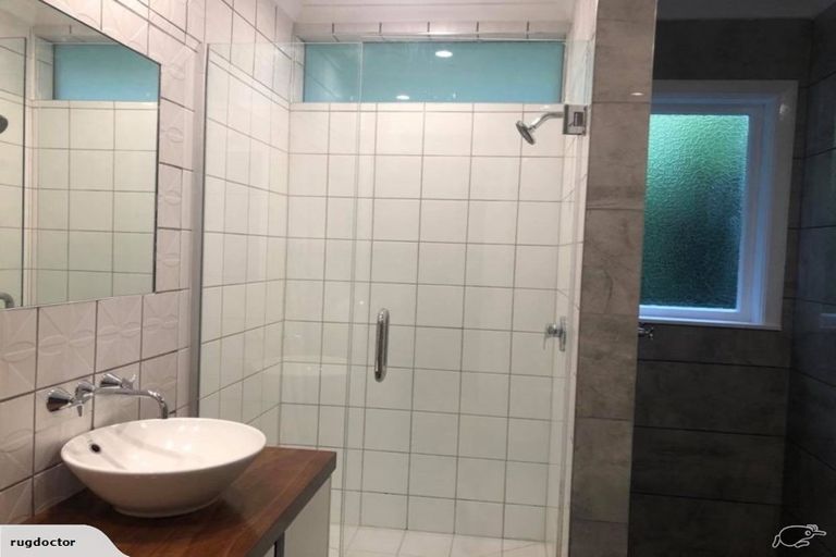 Photo of property in 70 Chamberlain Road, Karori, Wellington, 6012