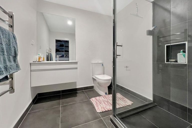 Photo of property in 120 Waekahu Road, Westgate, Auckland, 0814