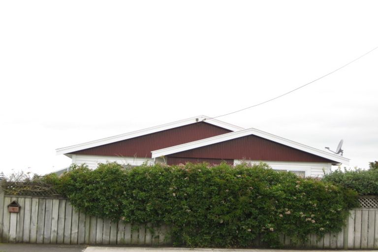 Photo of property in 9 Doone Street, Lynmouth, New Plymouth, 4310