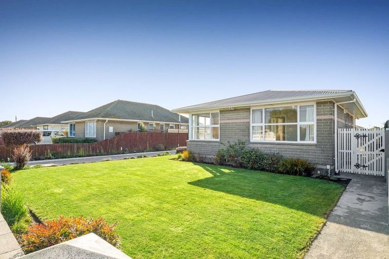 Photo of property in 80 Blankney Street, Hornby, Christchurch, 8042