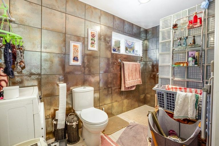 Photo of property in 83 Bird Grove, Stokes Valley, Lower Hutt, 5019