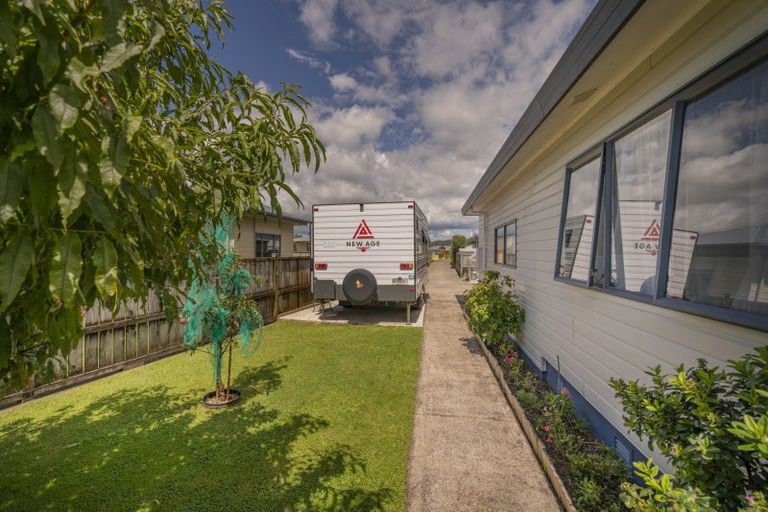 Photo of property in 17 Seascape Avenue, Whitianga, 3510
