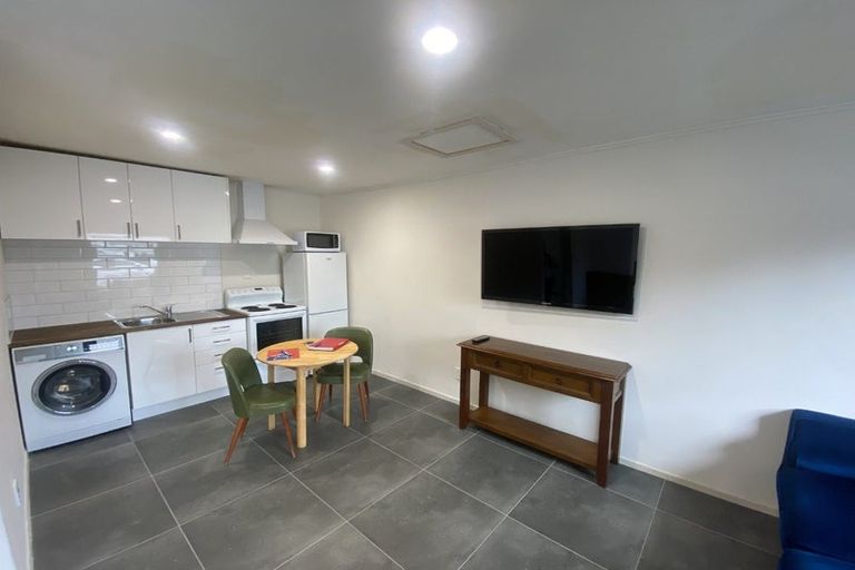 Photo of property in 11/335 Kennedy Road, Pirimai, Napier, 4112