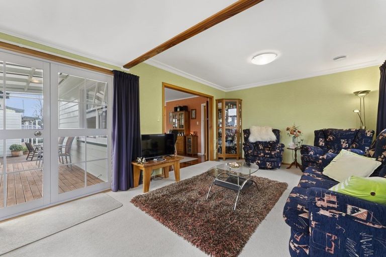 Photo of property in 1 Edward Street, Pahiatua, 4910