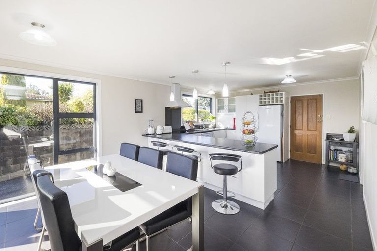 Photo of property in 38 Henare Street, West End, Palmerston North, 4412