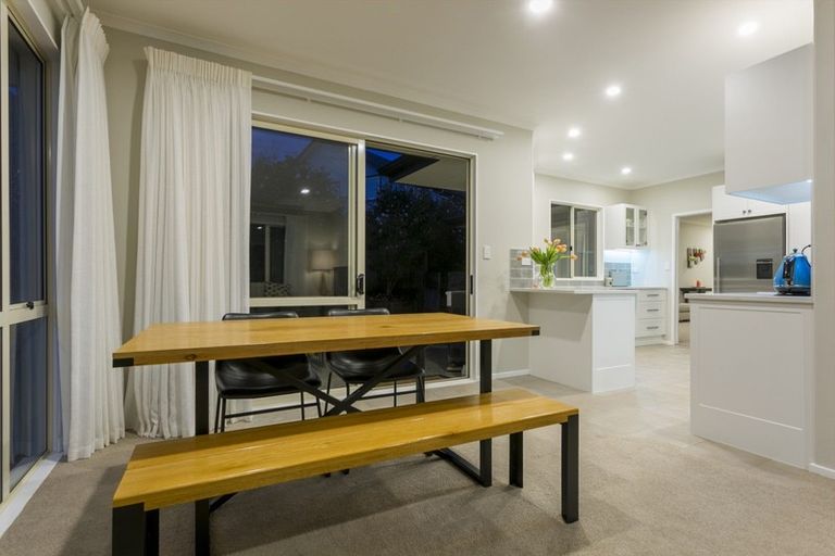 Photo of property in 7 Admirals Court Drive, Greenhithe, Auckland, 0632