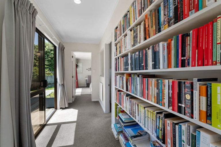 Photo of property in 86 Manly Street, Paraparaumu Beach, Paraparaumu, 5032