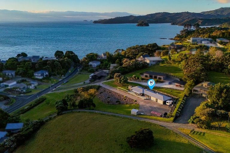 Photo of property in 2886 Long Bay Road, Wyuna Bay, Coromandel, 3581