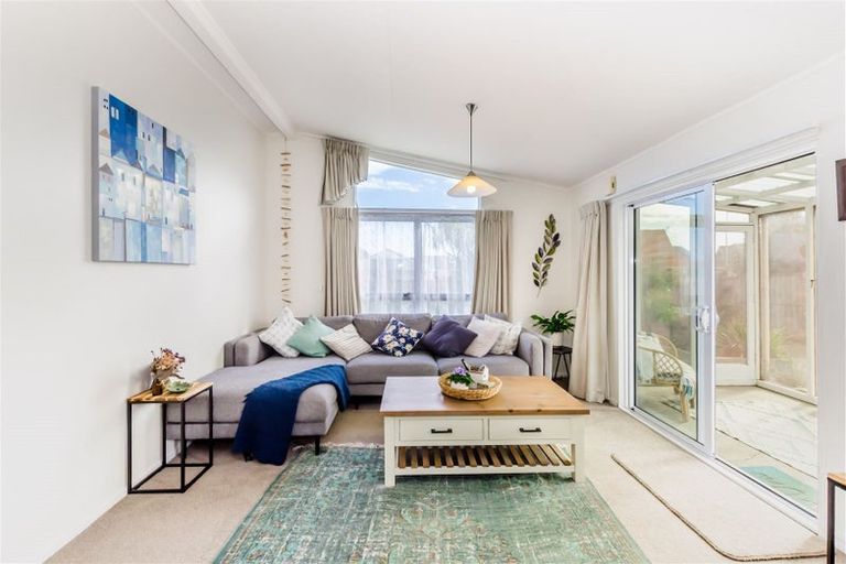 Photo of property in 110 Hillcrest Road, Raumati Beach, Paraparaumu, 5032