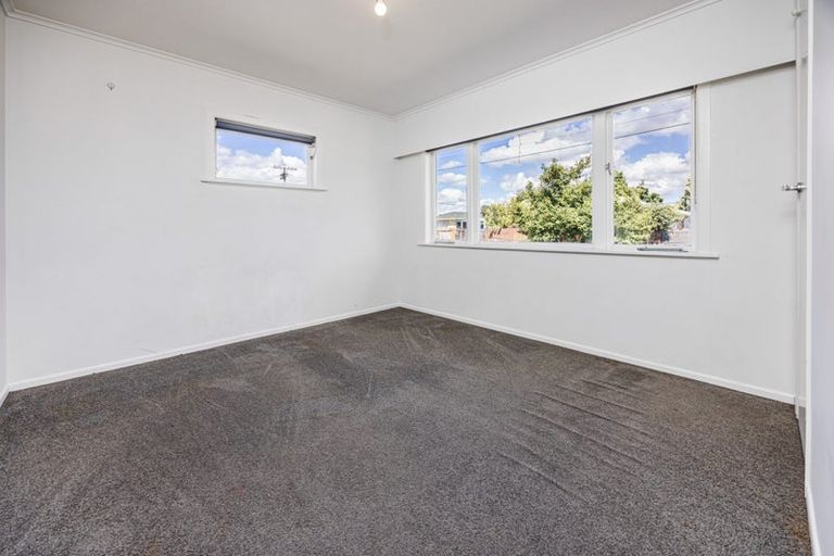 Photo of property in 41 Hill Crescent, Papakura, 2110