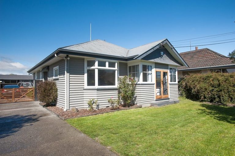 Photo of property in 16 Lincoln Road, Hillmorton, Christchurch, 8024