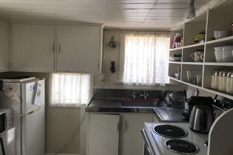 Photo of property in 38 Cranmer Square, Christchurch Central, Christchurch, 8013