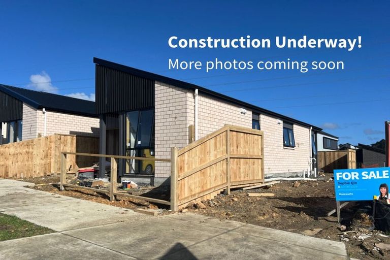 Photo of property in 31 Paretao Street, Massey, Auckland, 0614