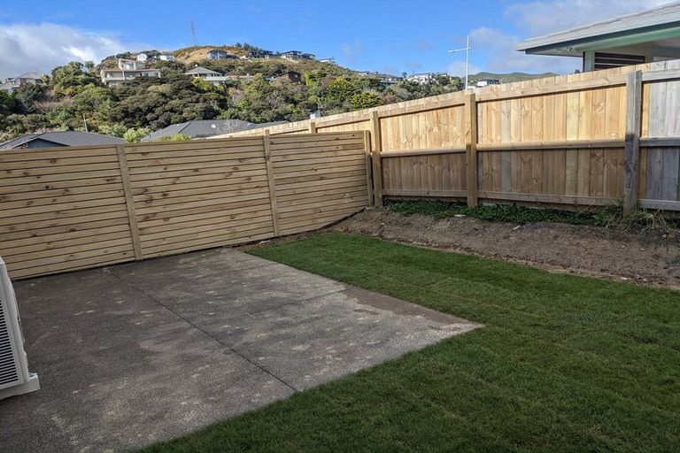 Photo of property in 1b Breakwater Way, Whitby, Porirua, 5024