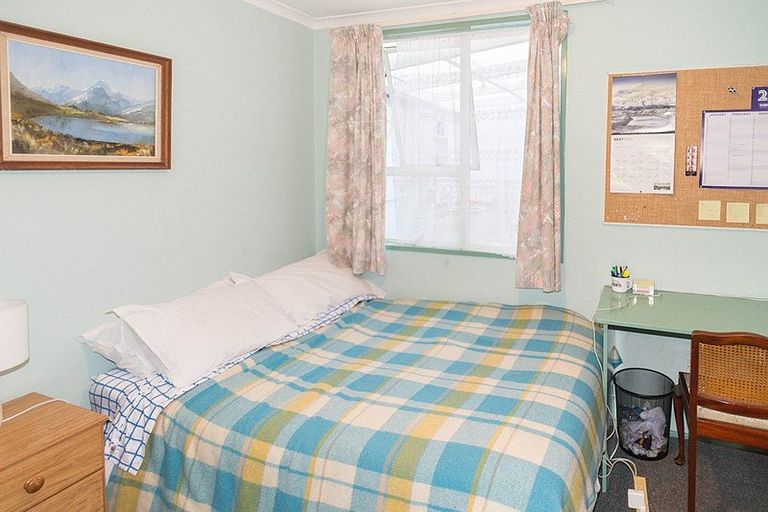 Photo of property in 74 Royal Terrace, Dunedin Central, Dunedin, 9016