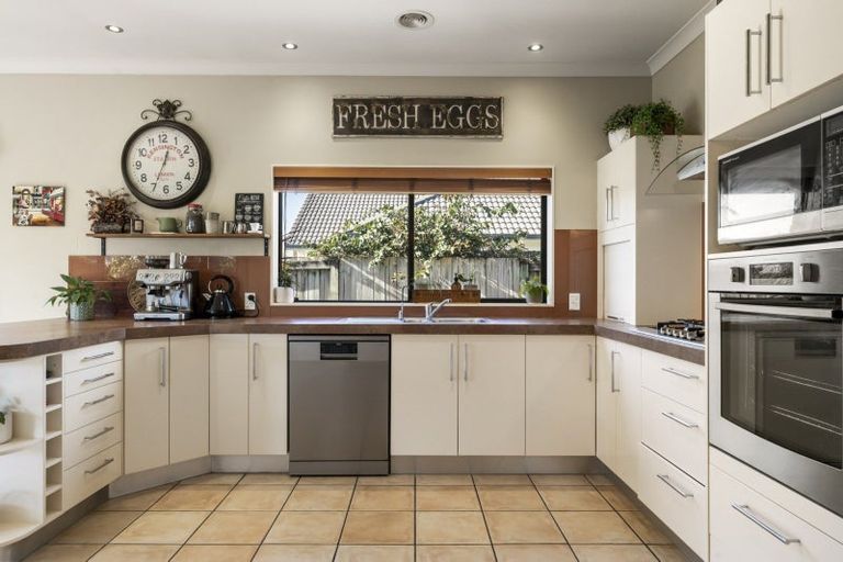 Photo of property in 86 Beachwater Drive, Papamoa Beach, Papamoa, 3118