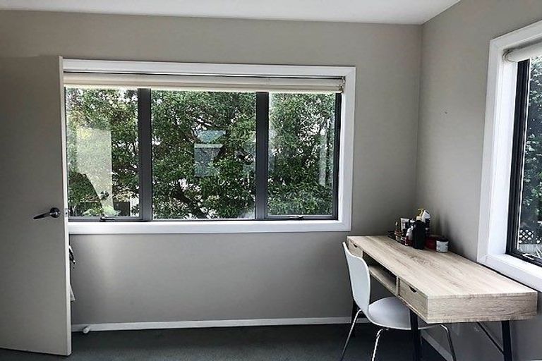 Photo of property in 59a Kauri Street, Miramar, Wellington, 6022