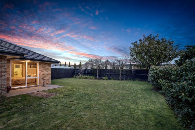 Photo of property in 37 Globe Bay Drive, Templeton, Christchurch, 8042