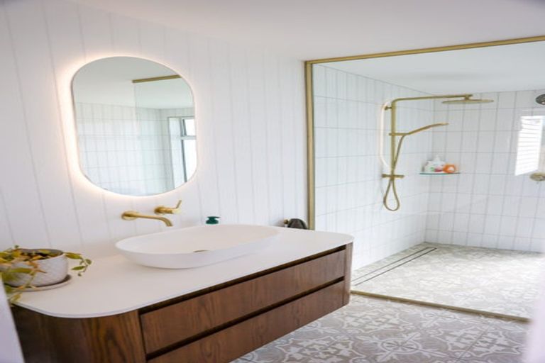 Photo of property in 1312 Devon Road, Brixton, Waitara, 4382