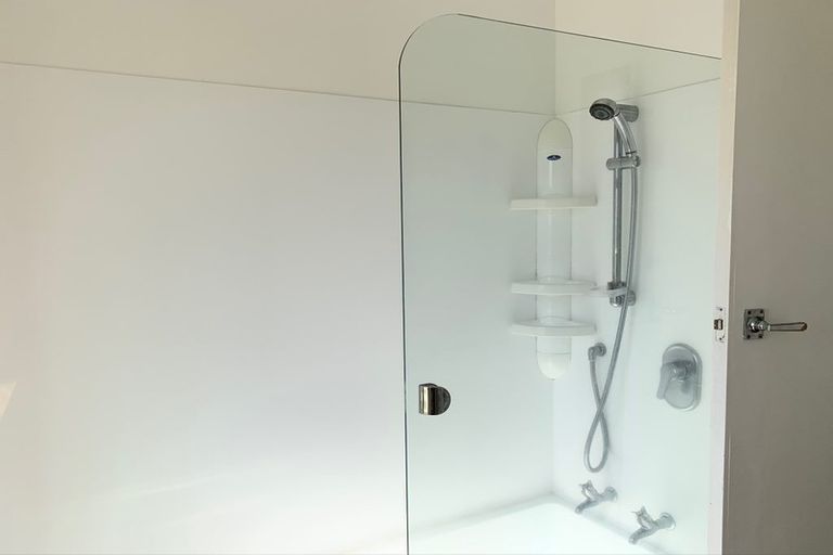 Photo of property in 52 Poplar Avenue, Raumati South, Paraparaumu, 5032