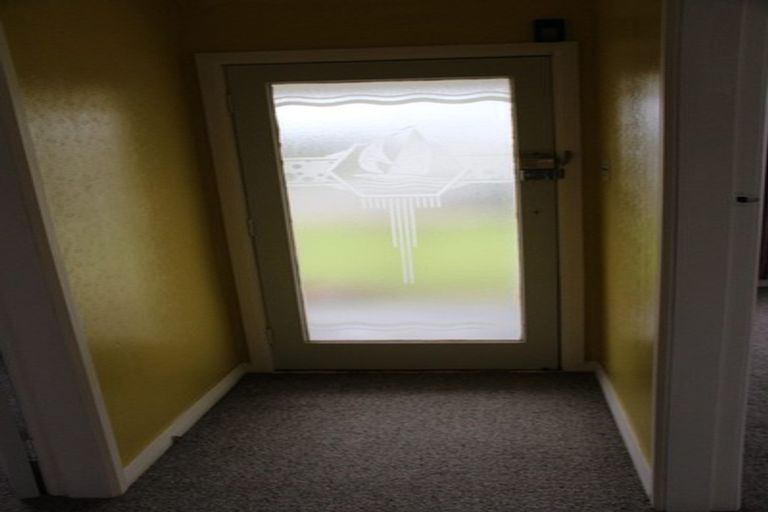 Photo of property in 8 Aberdeen Avenue, Takaro, Palmerston North, 4412