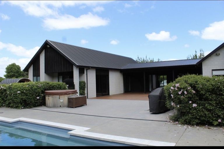 Photo of property in 7 South Oaks Close, Pukemoremore, Cambridge, 3493