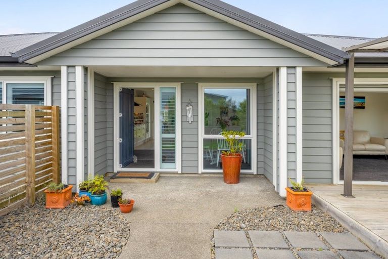 Photo of property in 7 Te Wiremu Lane, Otaki, 5512