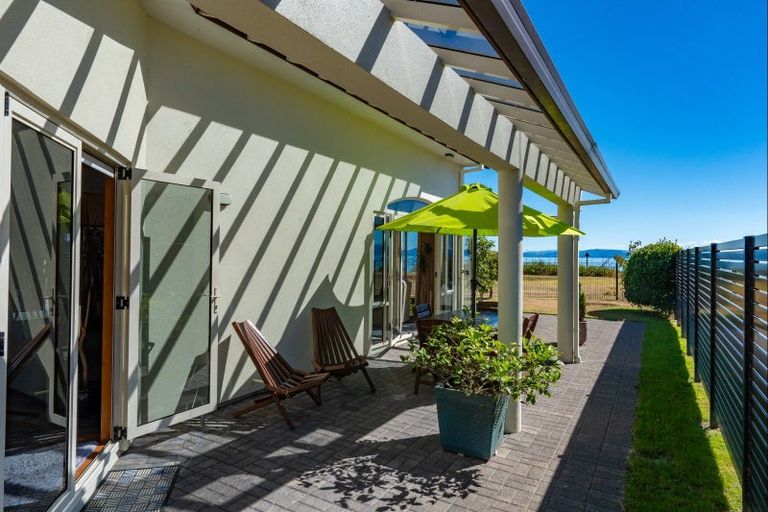 Photo of property in 10 Mahuta Road, Waitahanui, Taupo, 3378